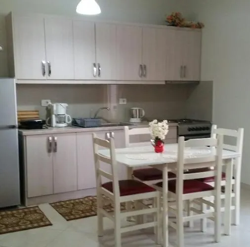 Christos Appartamento Sarandë
